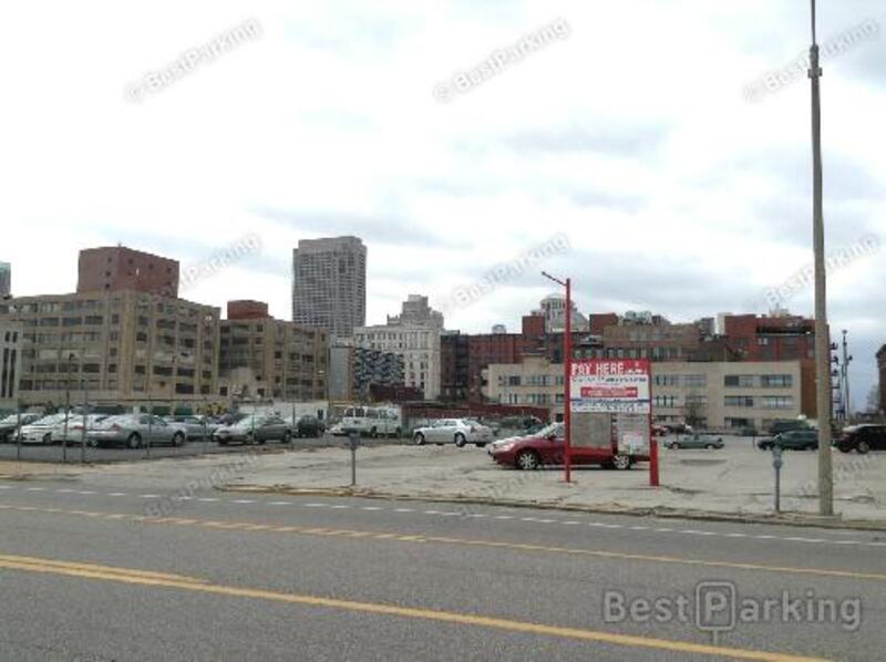 Street view of Dr Martin Luther King Dr Lot