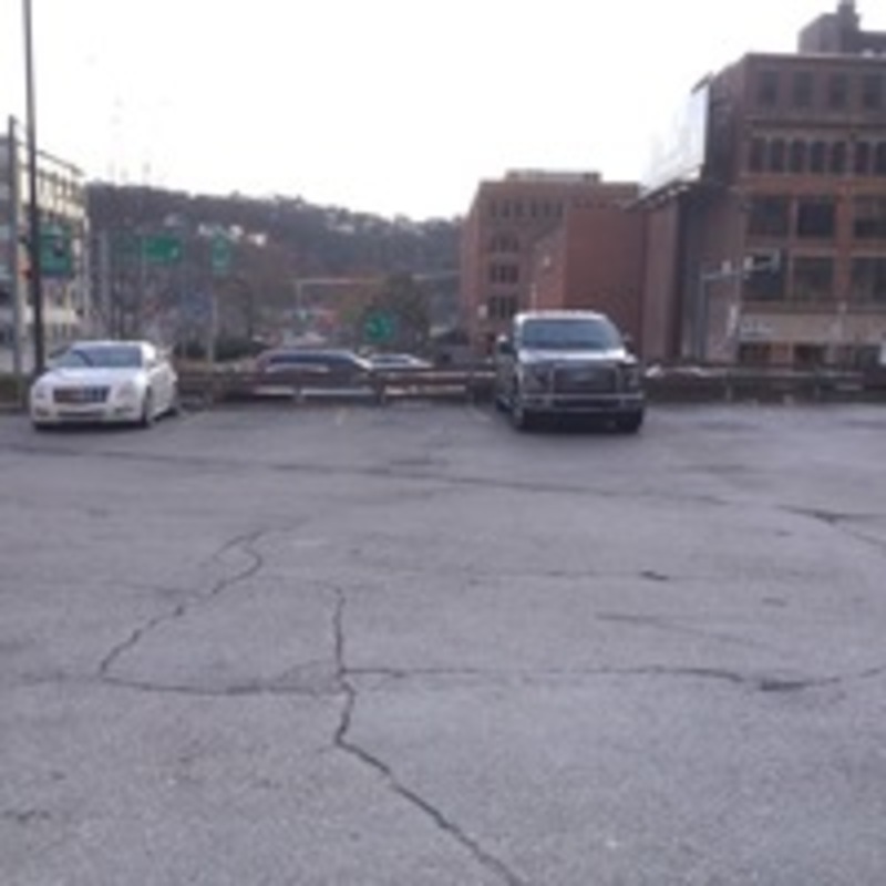 Street view of 3rd Ave/ Grant St Parking Lot