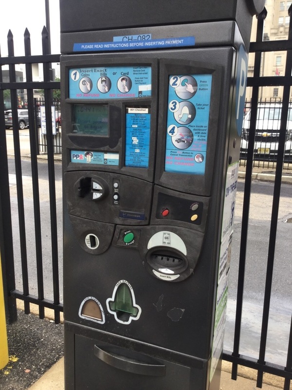 Street view of 8th & Chestnut AutoPark