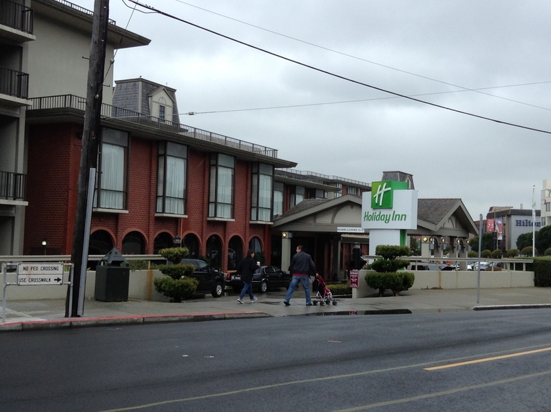 Street view of Hotel Caza - Fisherman's Wharf