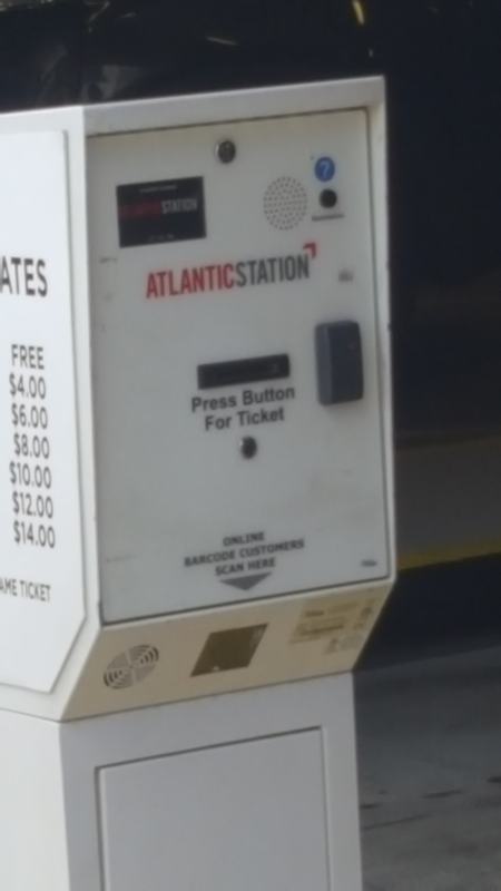 Street view of 171 Building @ Atlantic Station