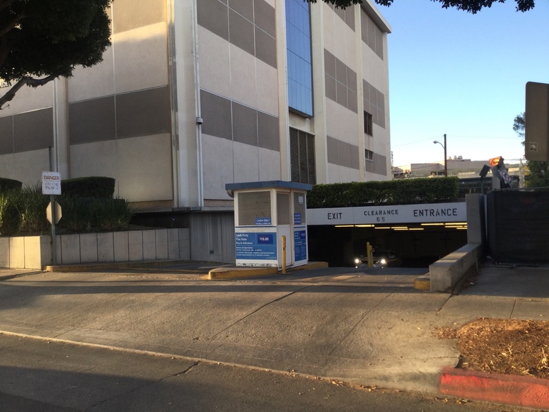 Street view of Beverly Hills Courthouse