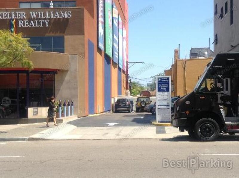 Street view of Katz on 5th Avenue