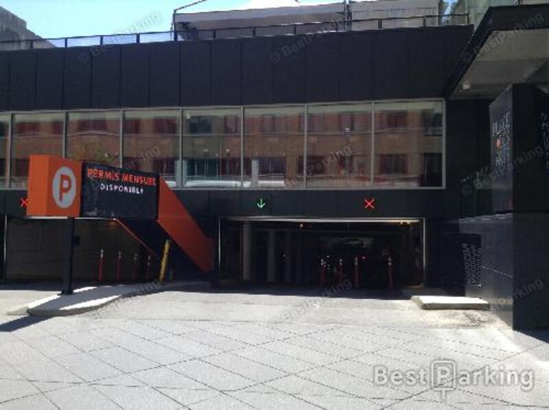 Street view of Place Des Arts