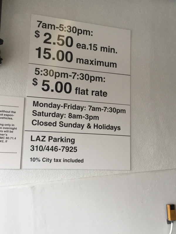 Street view of Wilshire Blvd Parking Garage