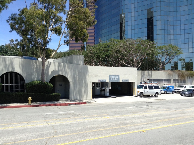 Street view of 400 Oceangate Garage