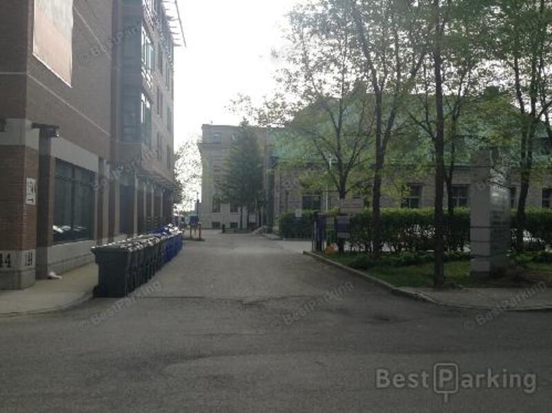 Street view of La Jetée Lot