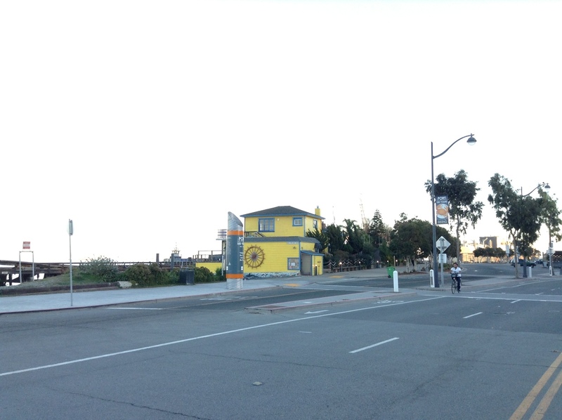 Street view of Pier 52/54