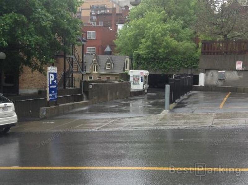 Street view of M142 - Luna