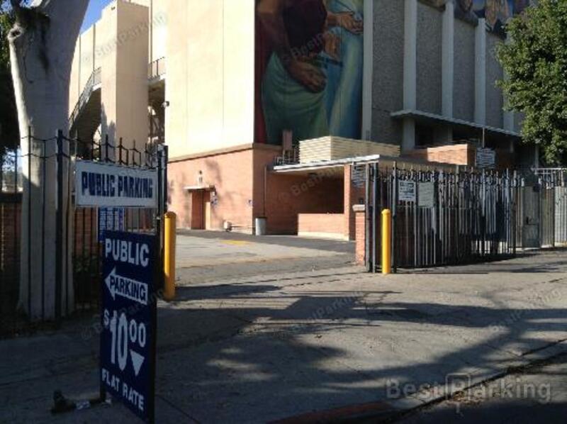 Street view of N Highland Ave Parking Lot