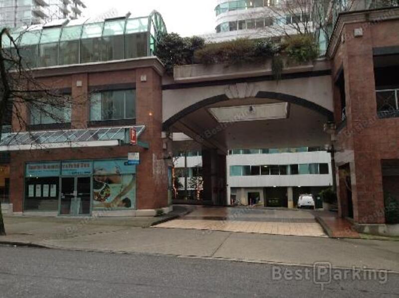 Street view of Rosedale on Robson Suite Hotel - Lot #971