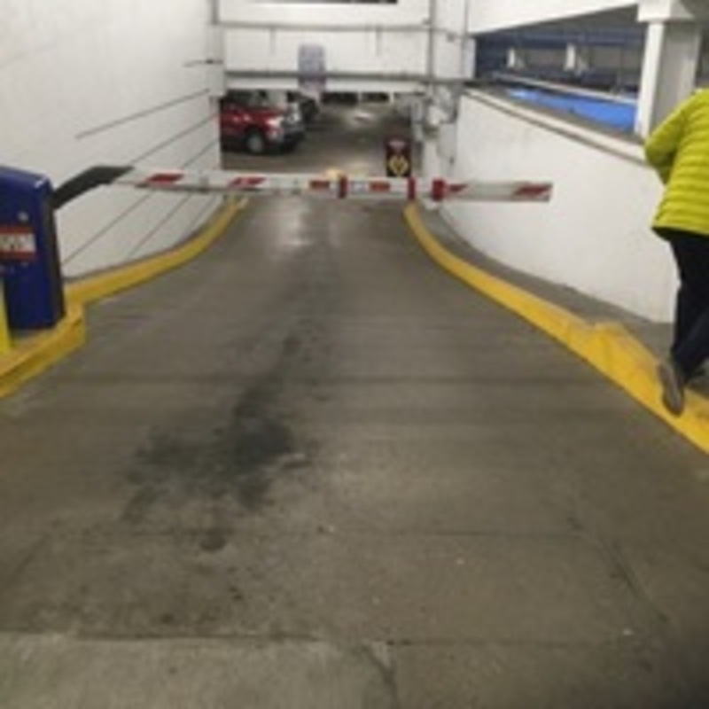 Street view of Fort Duquesne & Sixth