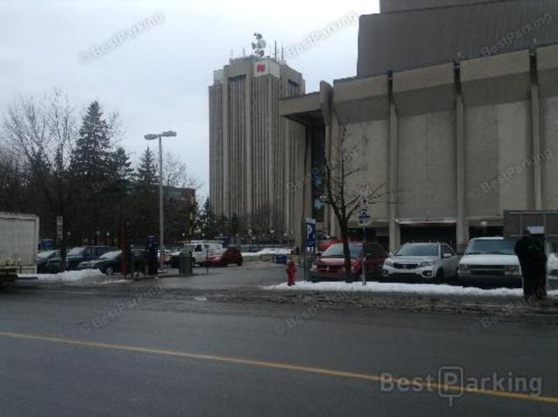 Street view of Park Grand Théâtre - 269, boulevard René-Lévesque Est