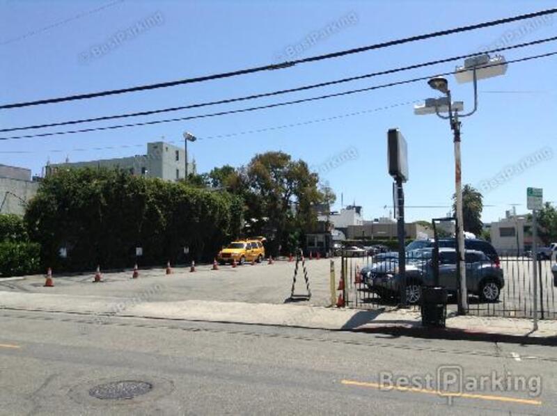 Street view of N Las Palmas Ave Parking Lot