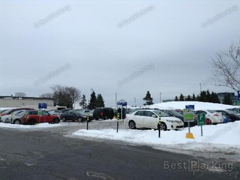Street view of Q016 - Gare Autobus Sainte-Foy