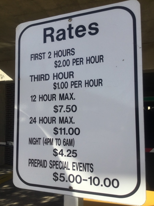 Street view of City of Des Moines - 8th/Mulberry