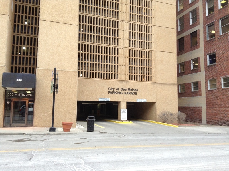 Street view of City of Des Moines- 5th and Keo