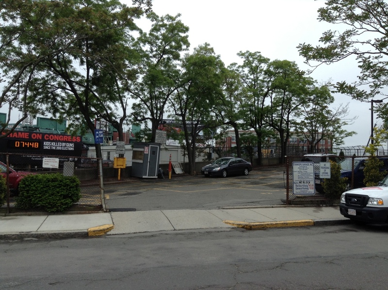 Street view of Newbury St Lot