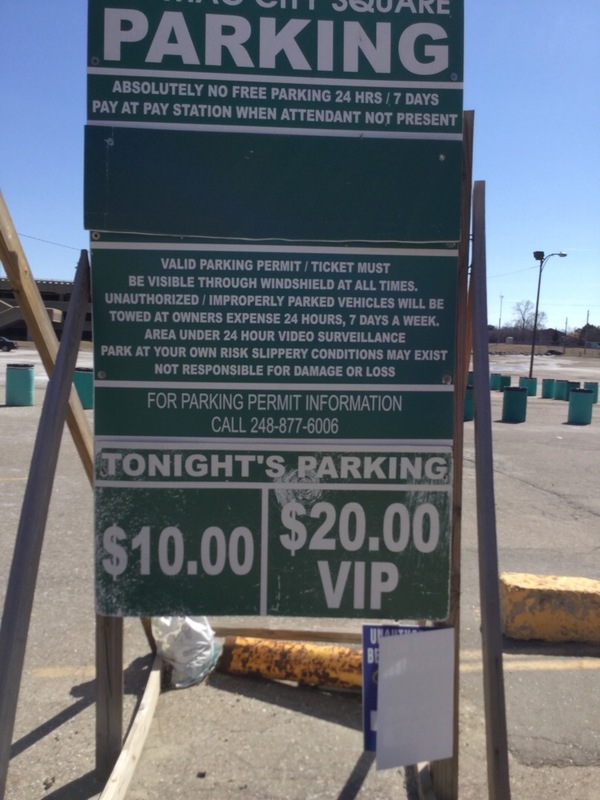 Street view of Pontiac City Square