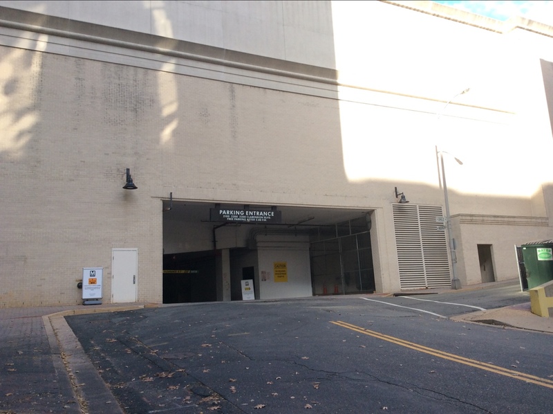 Street view of Arlington Courthouse