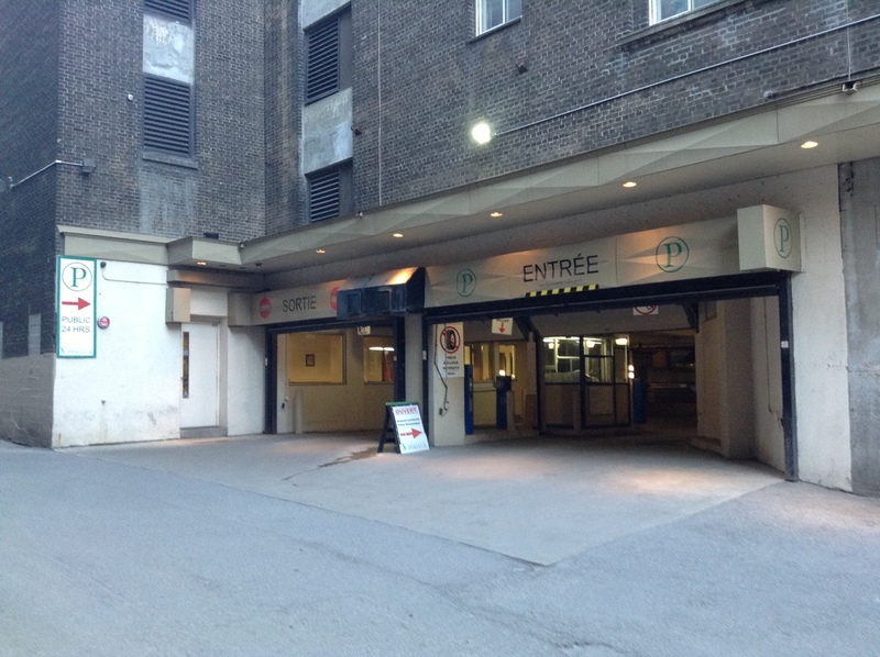 Street view of Rue Drummond Garage
