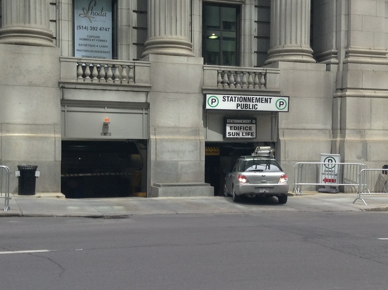 Street view of Édifice Sun Life (Indigo Lot #M112)