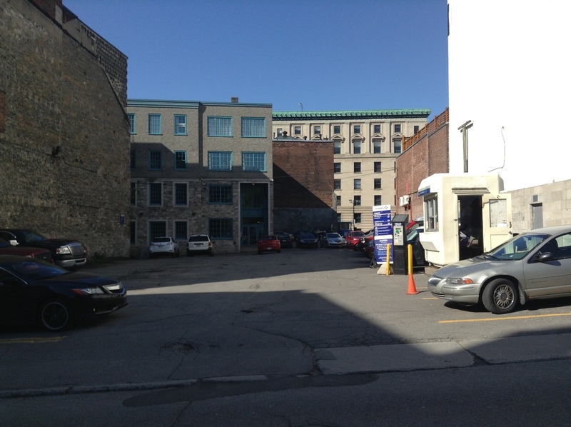 Street view of M010 - St-François-Xavier