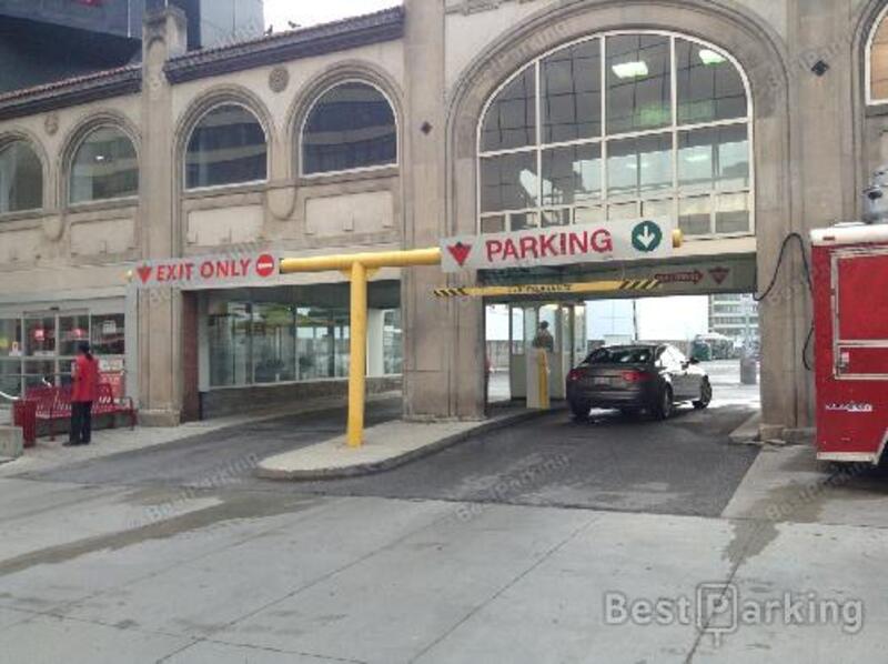 Street view of Yonge St. Parking Lot