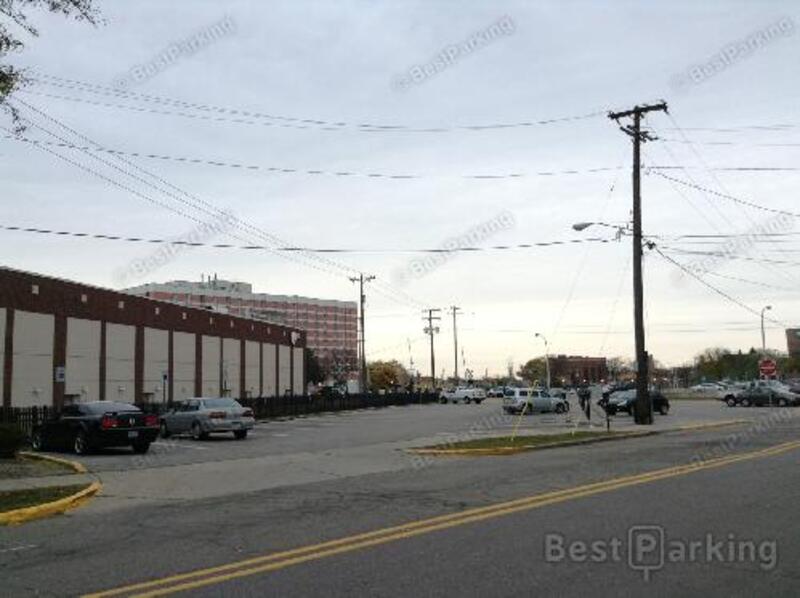 Street view of Sixth Street Parking Lot P3