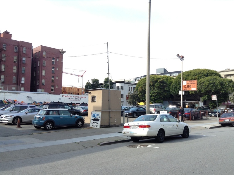 Street view of Oak St Lot