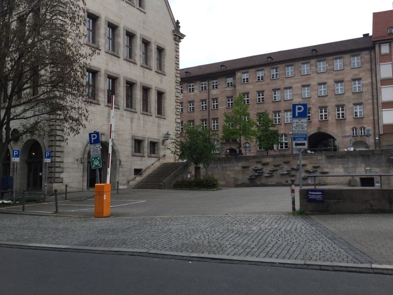 Street view of Fünferpl.