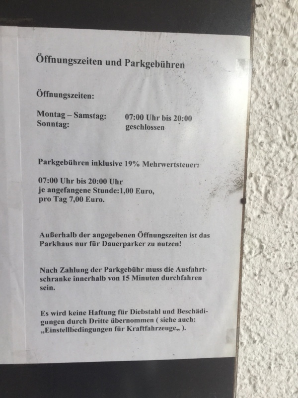 Street view of Parkhaus Vahrenwalderplatz