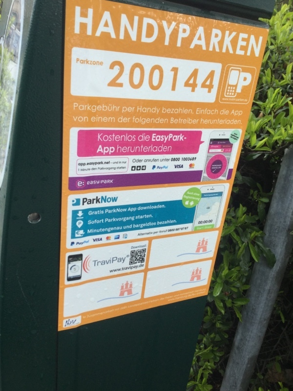 Street view of Dag-Hammarskjöld-Platz