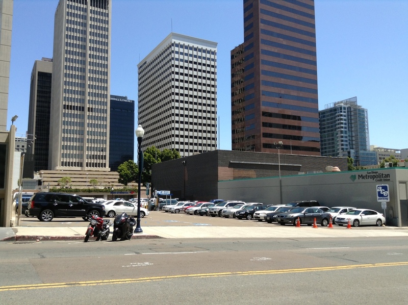 Street view of 4th Avenue Lot