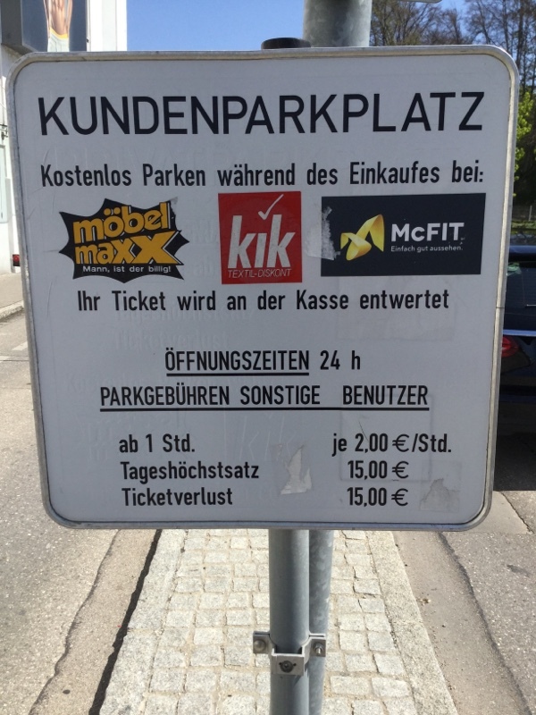 Street view of Langenmantelstraße