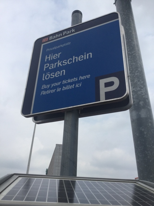 Street view of Parkplatz Hauptbahnhof West P3