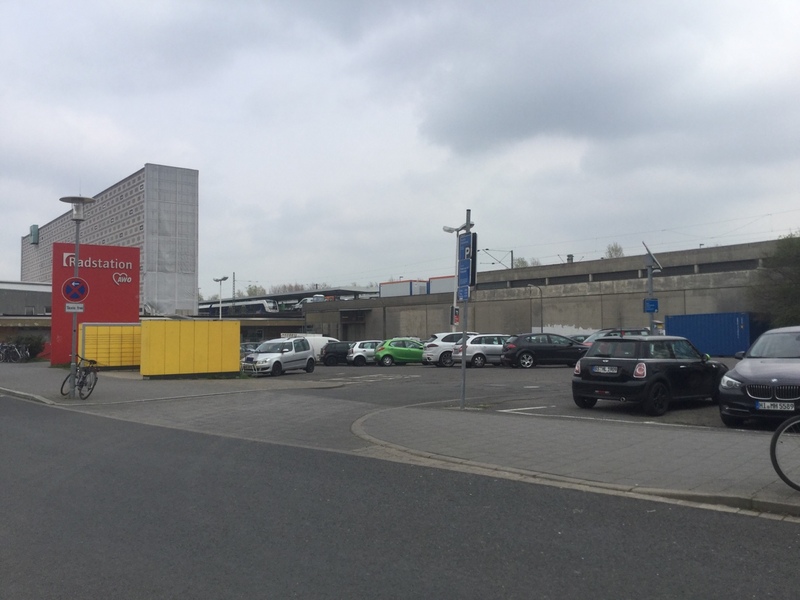 Street view of Parkplatz Hauptbahnhof West P3