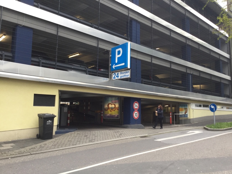 Street view of Parkhaus Akazienallee