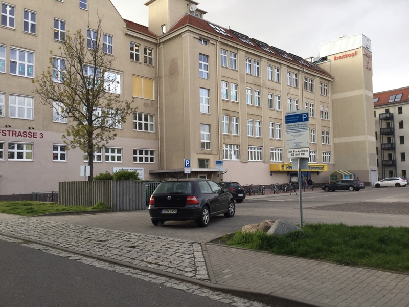 Street view of Privatparkplatz Bauhofstraße