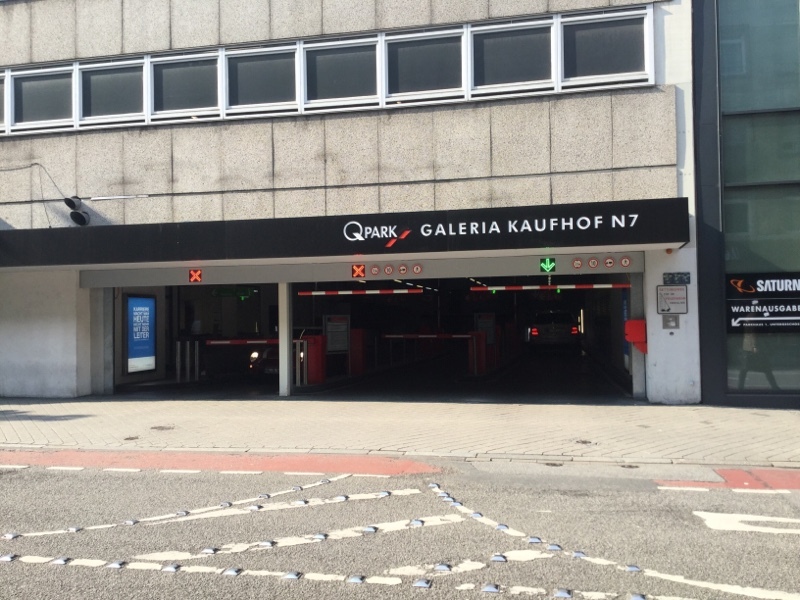 Street view of Kaufhof N7