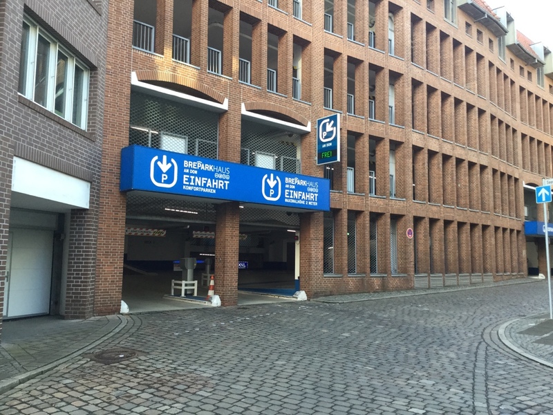 Street view of Am Dom