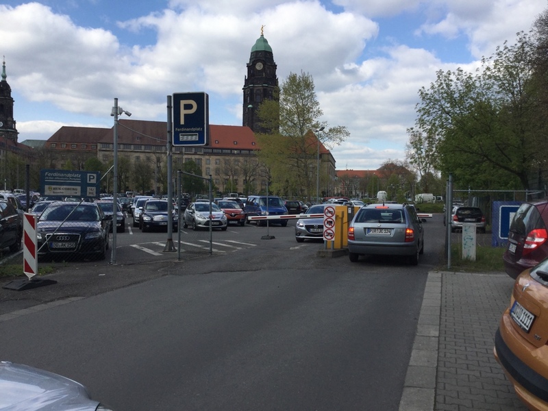 Street view of Parkplatz Ferdinandplatz P2