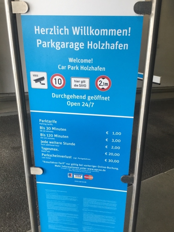 Street view of Parkhaus Holzhafen