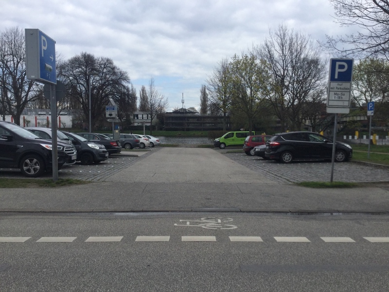 Street view of Kanalstraße P1