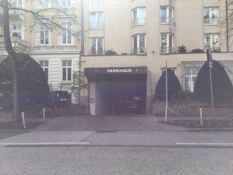 Street view of Parkhaus Grand Elysee