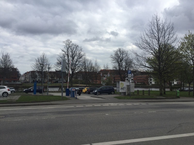 Street view of Kanalstraße Parkplatz
