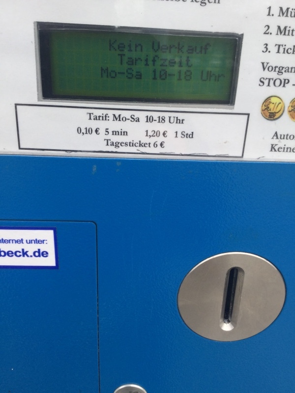 Street view of Kanalstraße Parkplatz