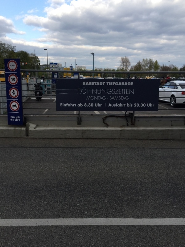 Street view of Parkhaus Karstadt
