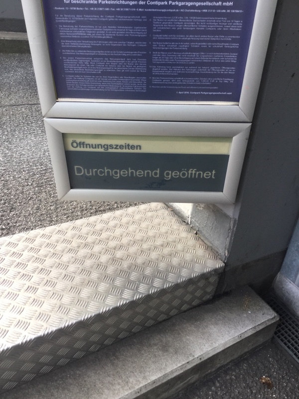 Street view of Tanzende Türme