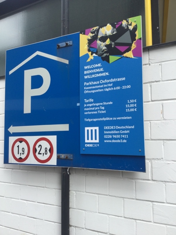 Street view of Parkhaus Oxfordstraße